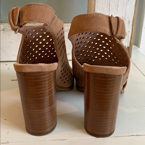 Nine West suede shoes. NWOT - Picture 4 of 8